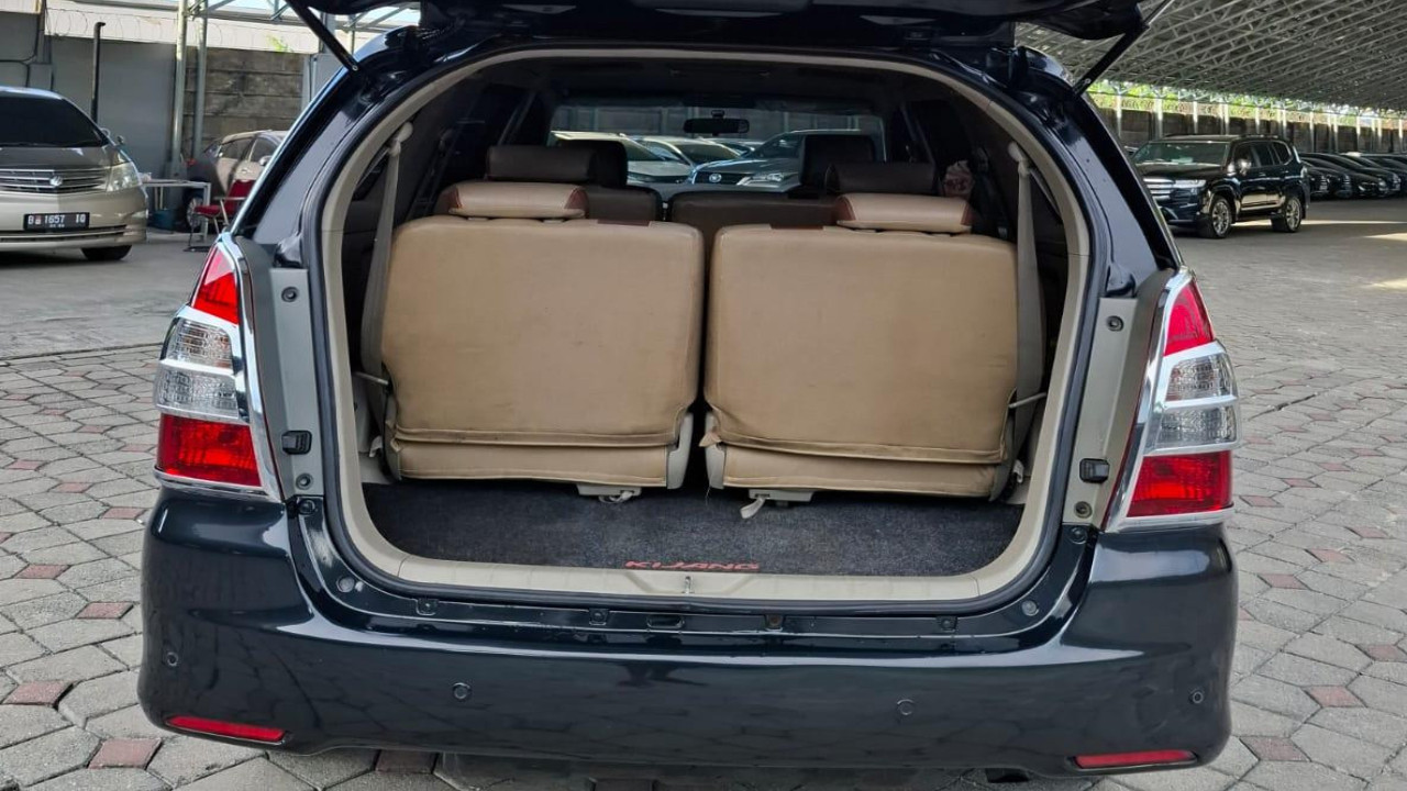 2014 Toyota Innova 2014 Toyota Innova