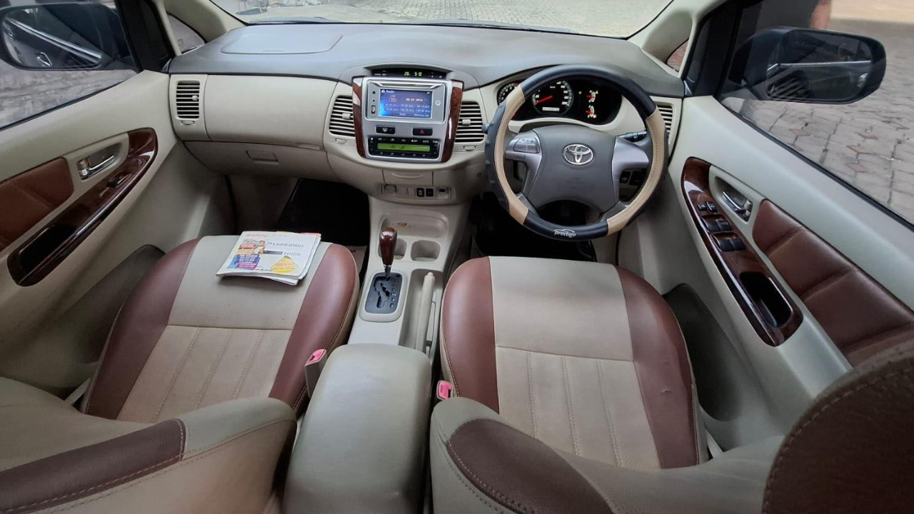 2014 Toyota Innova 2014 Toyota Innova