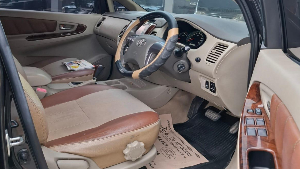 2014 Toyota Innova 2014 Toyota Innova