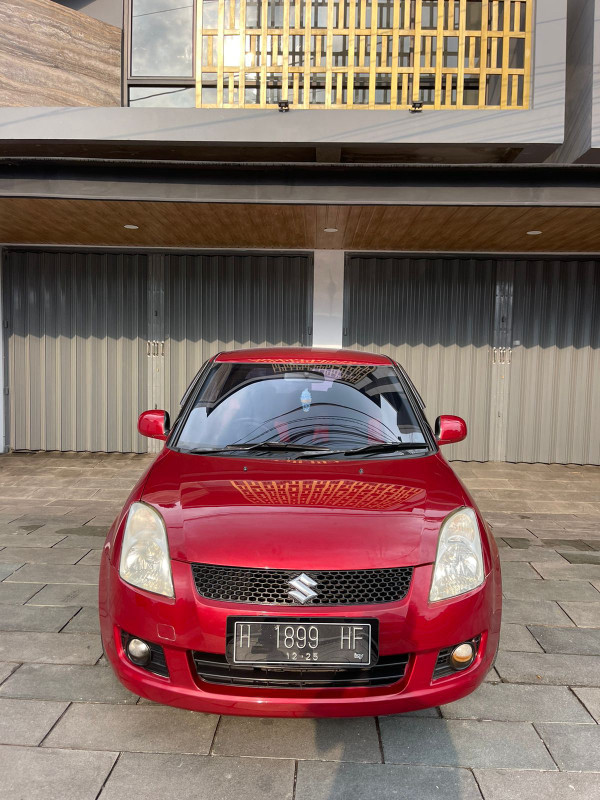2010 Suzuki Swift  1.5 ST A/T MNB 2010 Suzuki Swift  1.5 ST A/T MNB