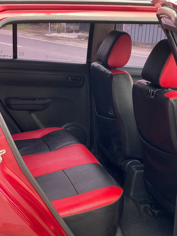 2010 Suzuki Swift  1.5 ST A/T MNB 2010 Suzuki Swift  1.5 ST A/T MNB