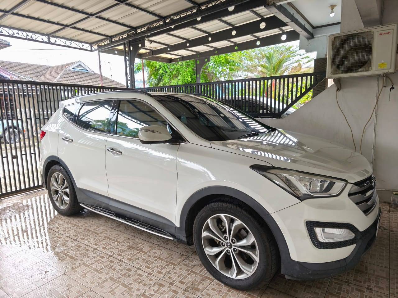 2014 Hyundai Santa Fe  2.2 CRDI AT Diesel 2014 Hyundai Santa Fe  2.2 CRDI AT Diesel