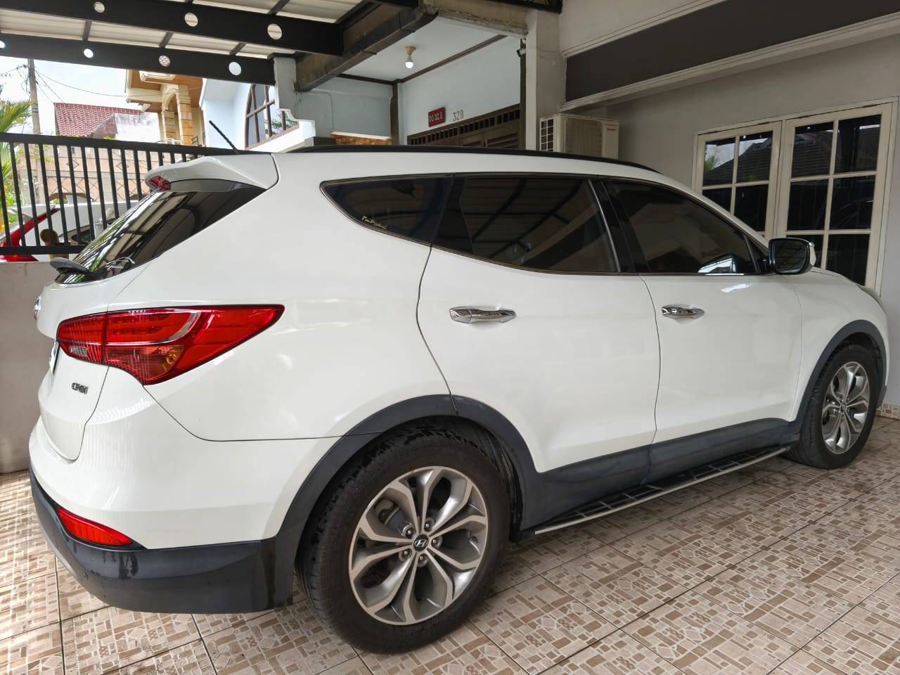 2014 Hyundai Santa Fe  2.2 CRDI AT Diesel 2014 Hyundai Santa Fe  2.2 CRDI AT Diesel