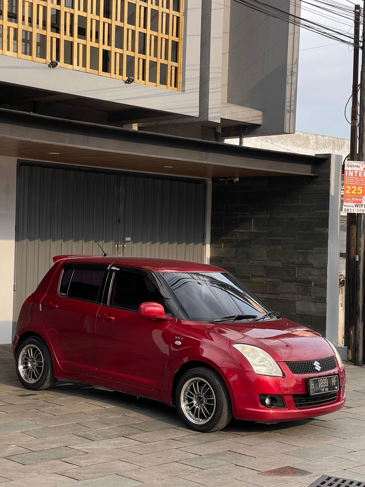 2010 Suzuki Swift  ST AT 2010 Suzuki Swift  ST AT