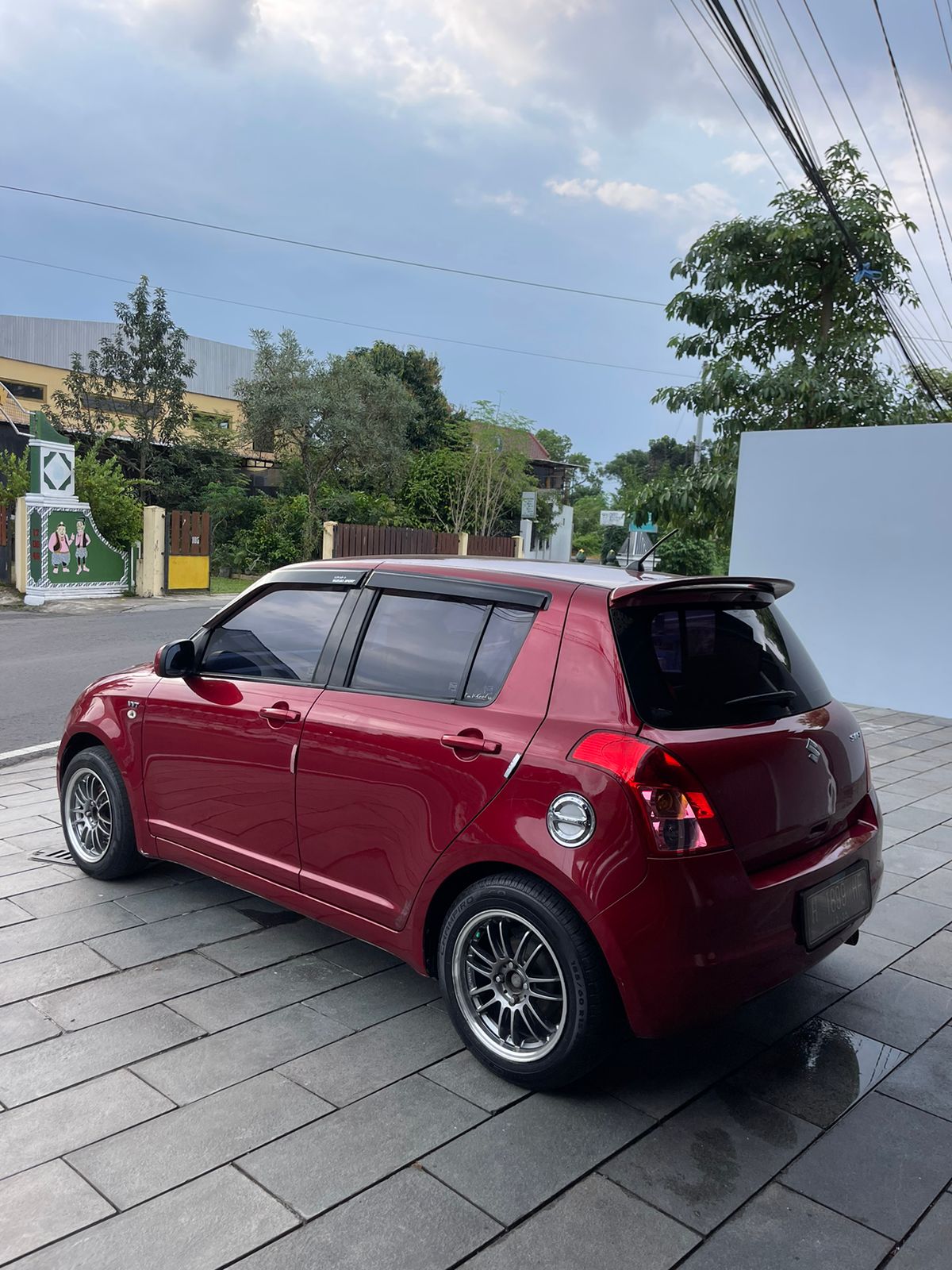 2010 Suzuki Swift  ST AT 2010 Suzuki Swift  ST AT