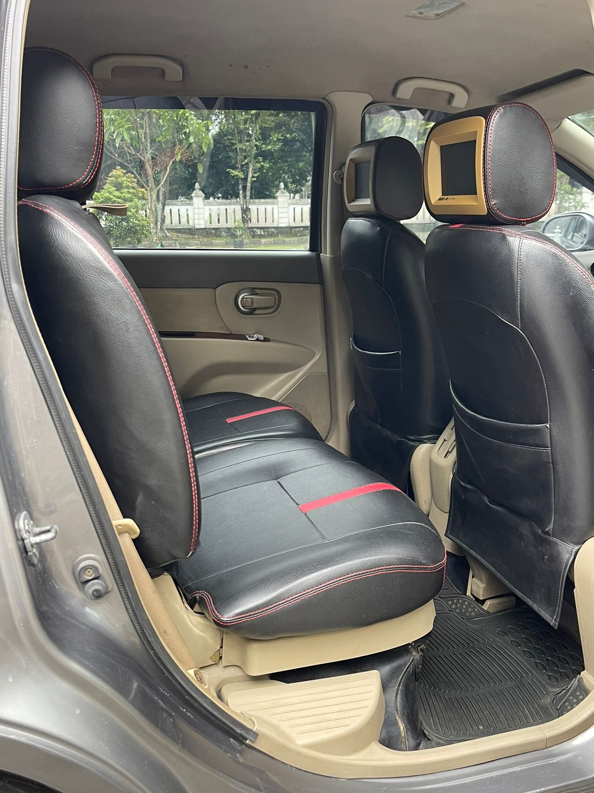 2007 Nissan Grand Livina  1.8 XV A/T 2007 Nissan Grand Livina  1.8 XV A/T