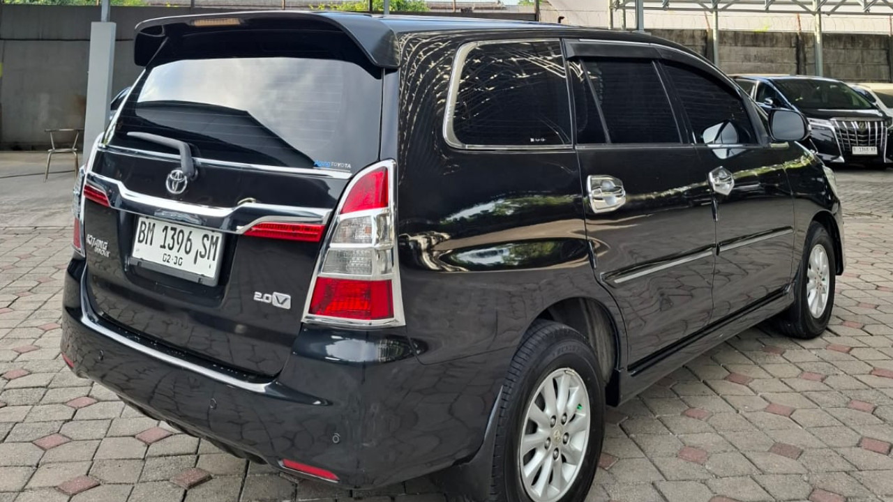 2014 Toyota Innova 2014 Toyota Innova