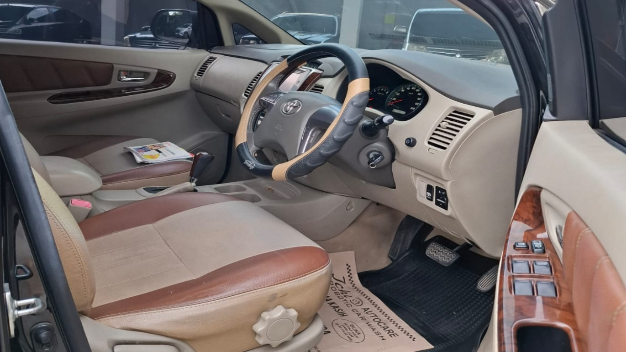 2014 Toyota Innova 2014 Toyota Innova