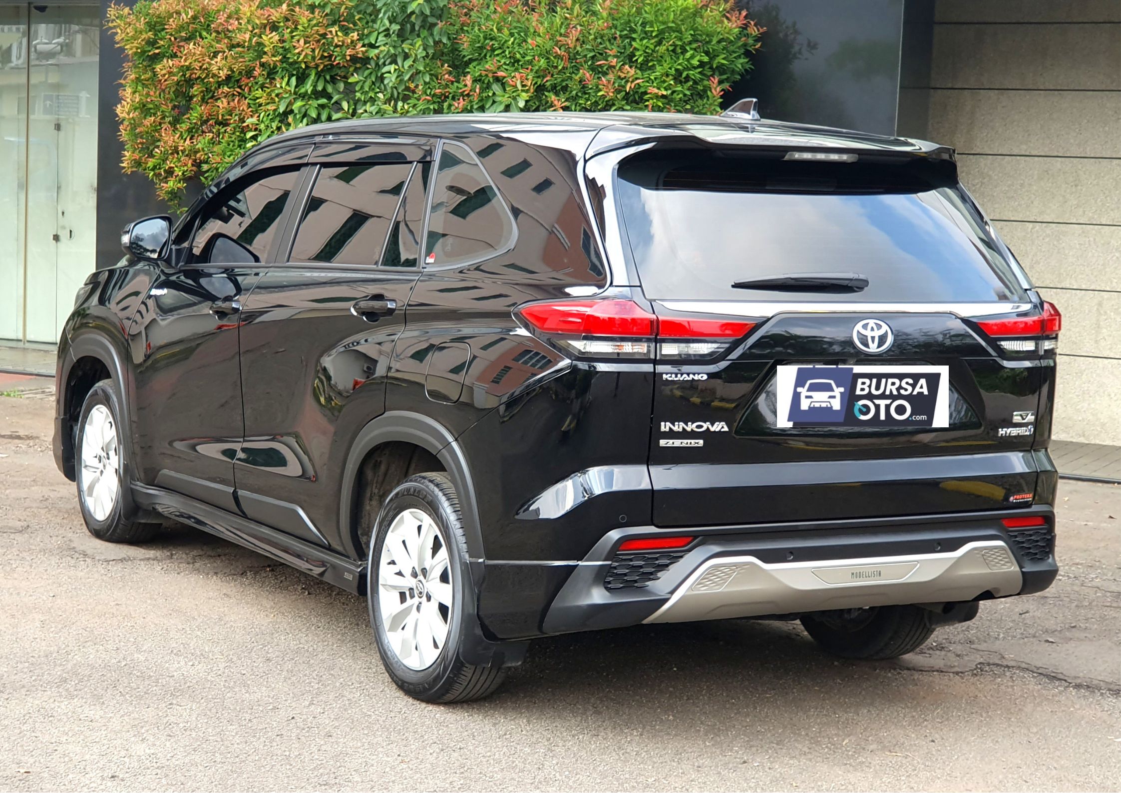 2024 Toyota Kijang Innova Zenix Hybrid EV 2024 Toyota Kijang Innova Zenix Hybrid EV