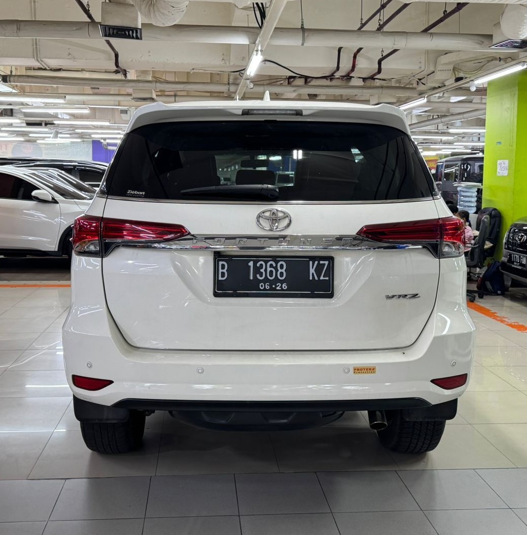 2016 Toyota Fortuner  2016 Toyota Fortuner
