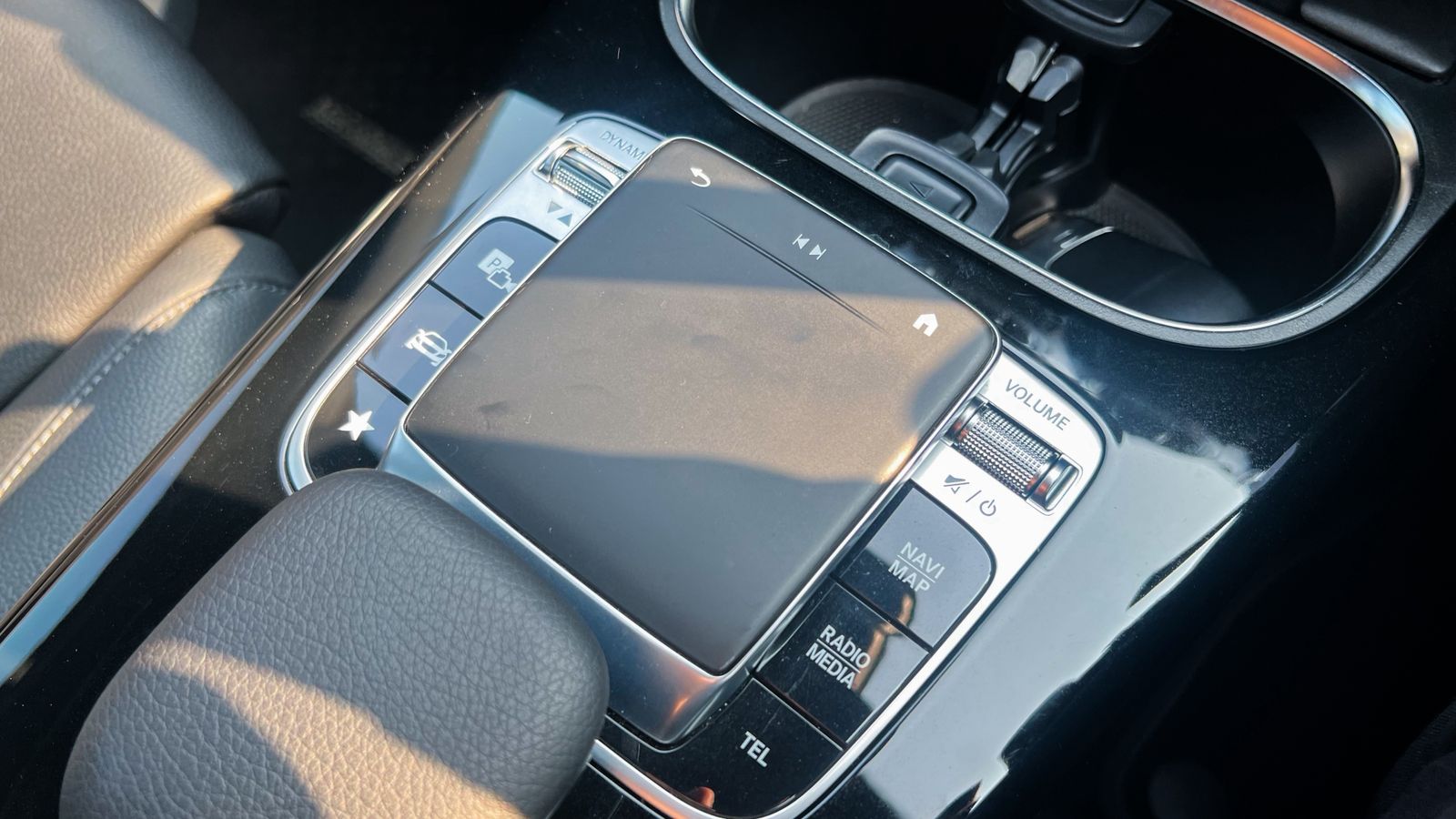 2019 Mercedes Benz A-Class Sedan A200 Progressive Line 2019 Mercedes Benz A-Class Sedan A200 Progressive Line