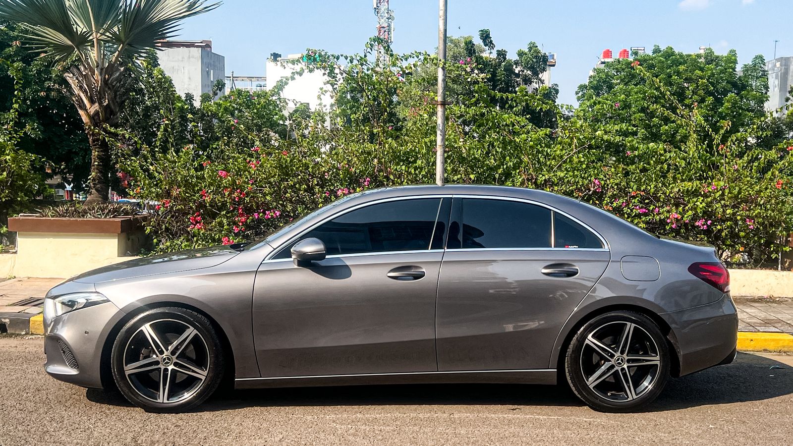 2019 Mercedes Benz A-Class Sedan A200 Progressive Line 2019 Mercedes Benz A-Class Sedan A200 Progressive Line