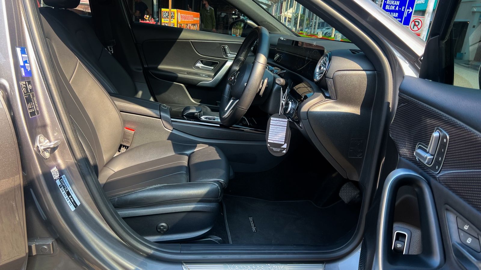 2019 Mercedes Benz A-Class Sedan A200 Progressive Line 2019 Mercedes Benz A-Class Sedan A200 Progressive Line