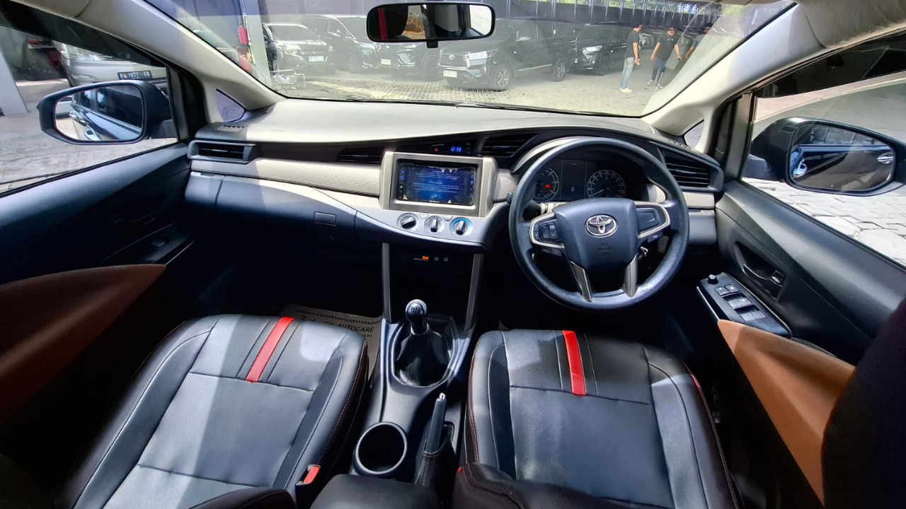 2020 Toyota Innova 2020 Toyota Innova