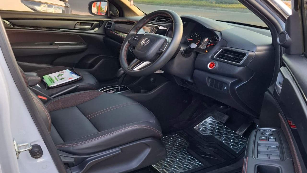 2023 Honda WR-V 2023 Honda WR-V