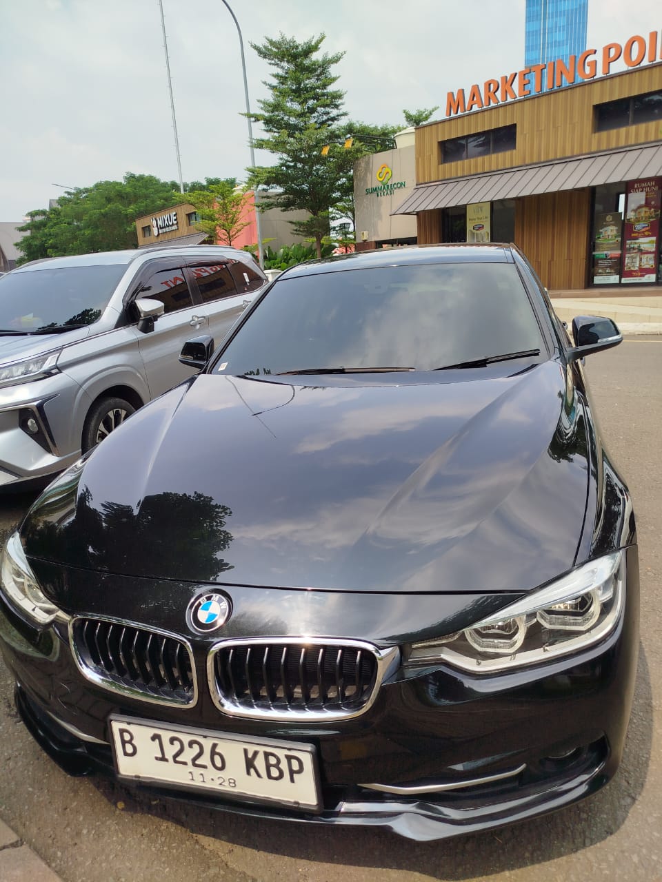 Second Hand 2016 BMW 3 Series Sedan Second Hand 2016 BMW 3 Series Sedan