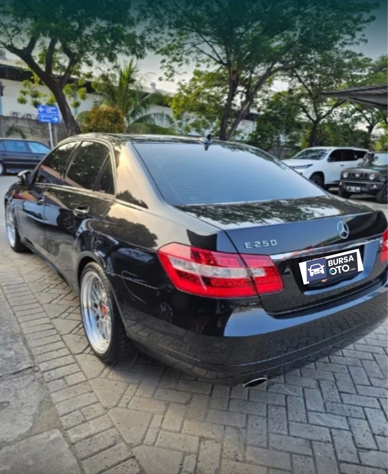 2012 Mercedes Benz E-Class 2012 Mercedes Benz E-Class