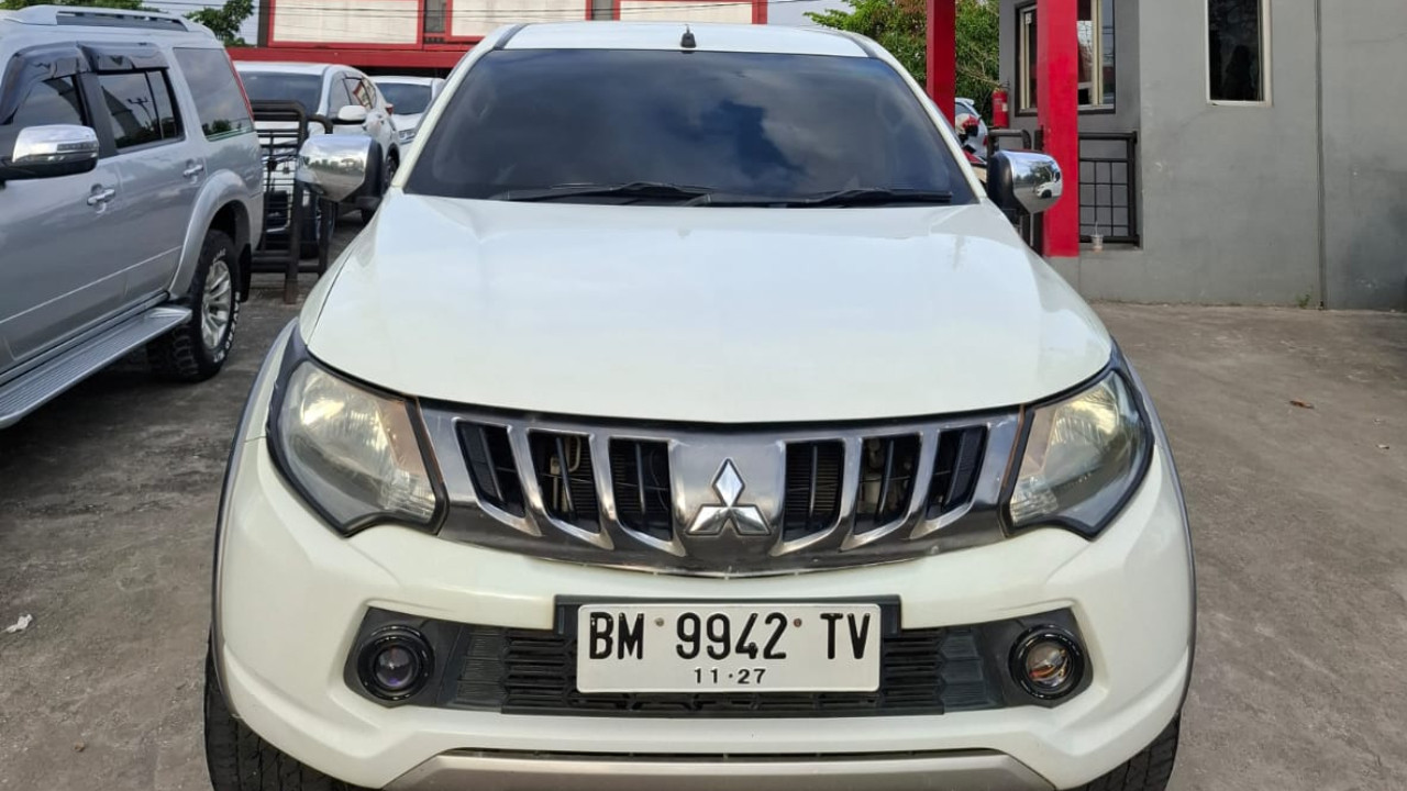 Second Hand 2017 Mitsubishi Triton Double Cab GLS 4x4 MT Second Hand 2017 Mitsubishi Triton Double Cab GLS 4x4 MT