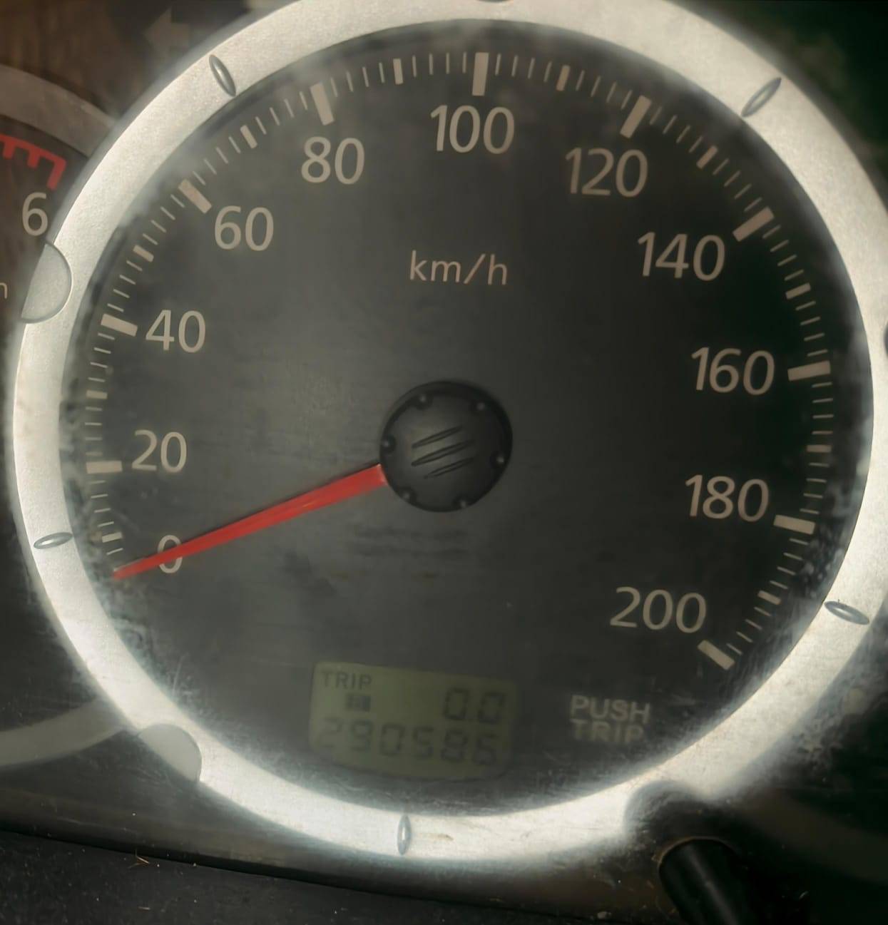 2012 Mitsubishi Triton Double Cab GLS 4x4 MT 2012 Mitsubishi Triton Double Cab GLS 4x4 MT