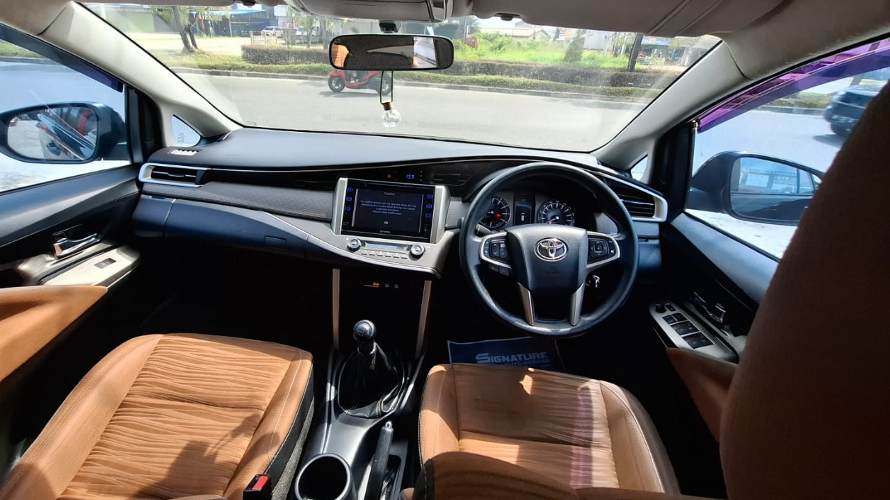 2017 Toyota Innova 2017 Toyota Innova