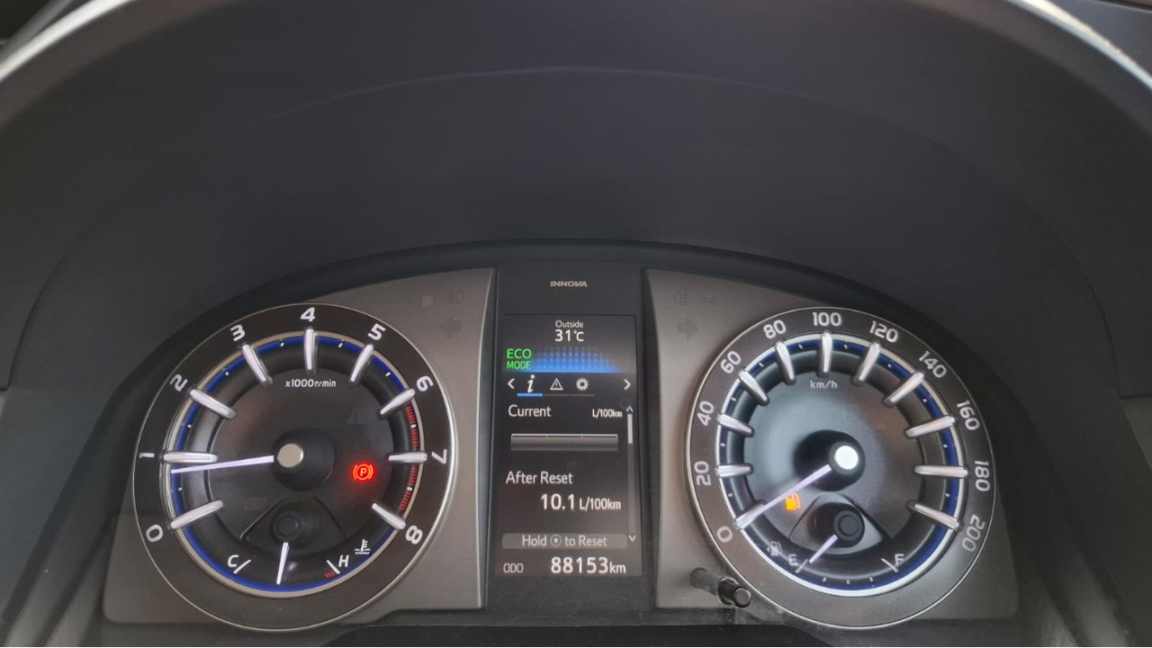 2017 Toyota Innova 2017 Toyota Innova