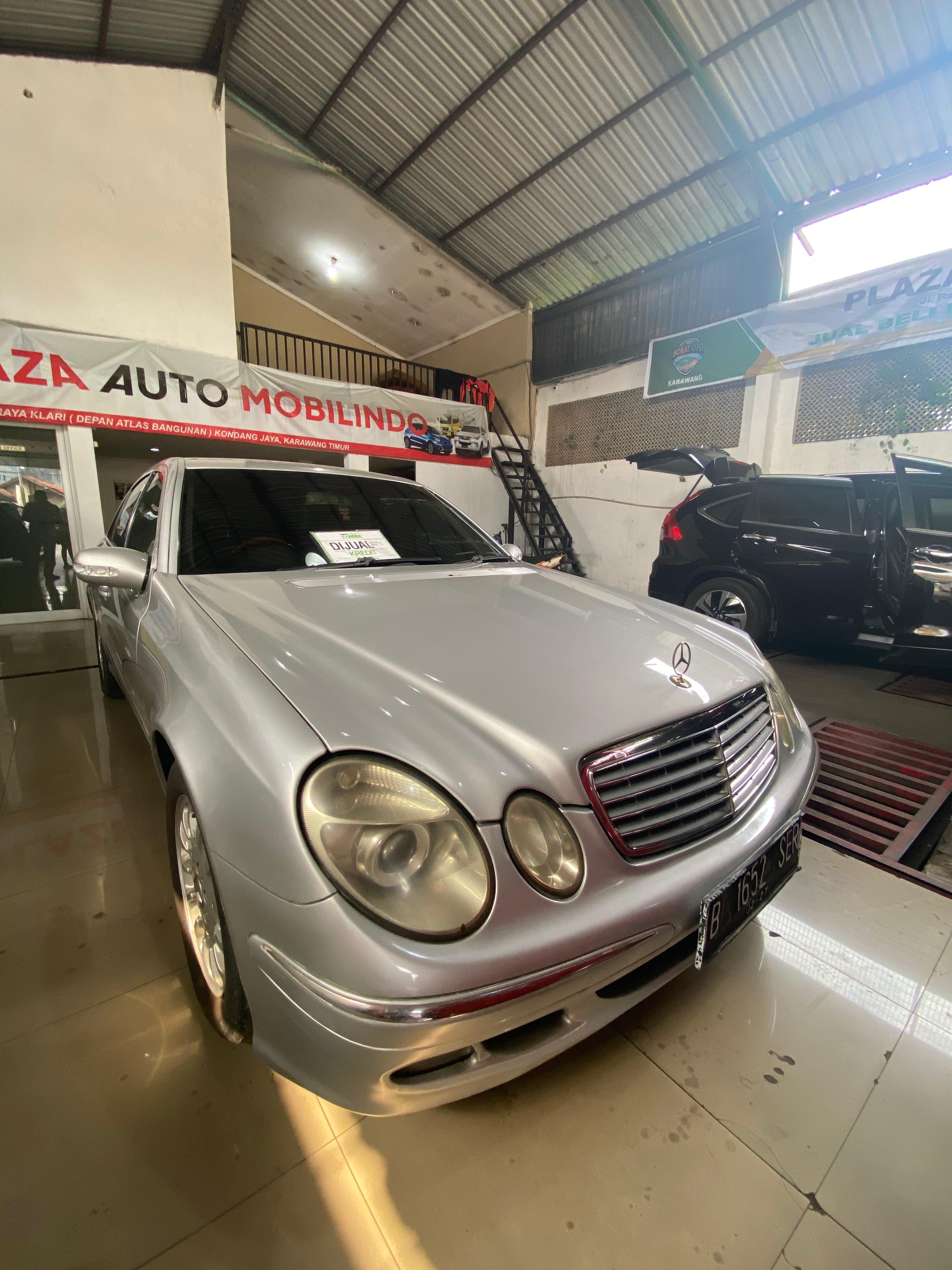 Second Hand 2005 Mercedes Benz E-Class Second Hand 2005 Mercedes Benz E-Class