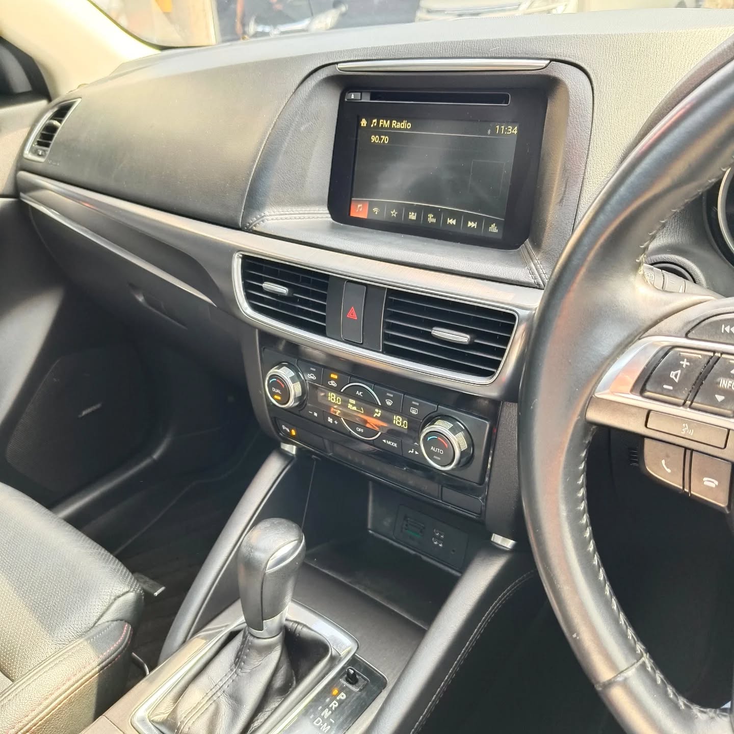 2015 Mazda CX-5  Touring 2015 Mazda CX-5  Touring