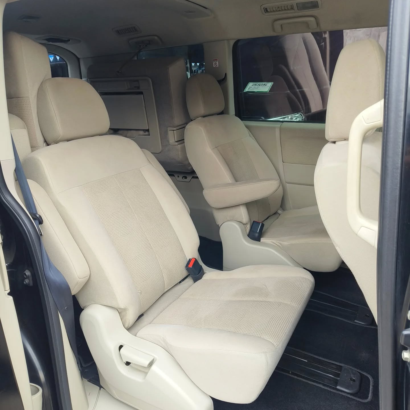 2014 Mitsubishi Delica 2.0 D5 AT 2014 Mitsubishi Delica 2.0 D5 AT