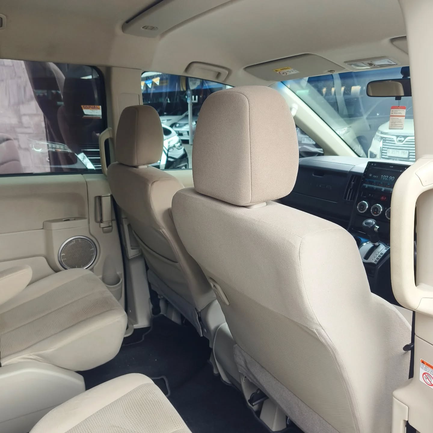 2014 Mitsubishi Delica 2.0 D5 AT 2014 Mitsubishi Delica 2.0 D5 AT