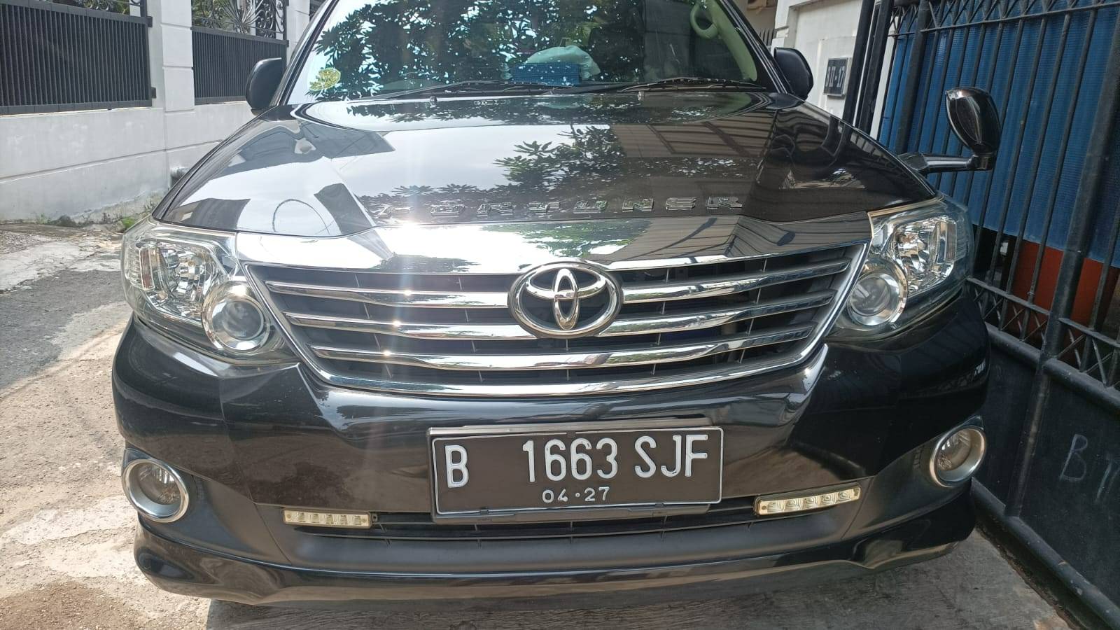Second Hand 2012 Toyota Fortuner 2.7 TRD AT Second Hand 2012 Toyota Fortuner 2.7 TRD AT