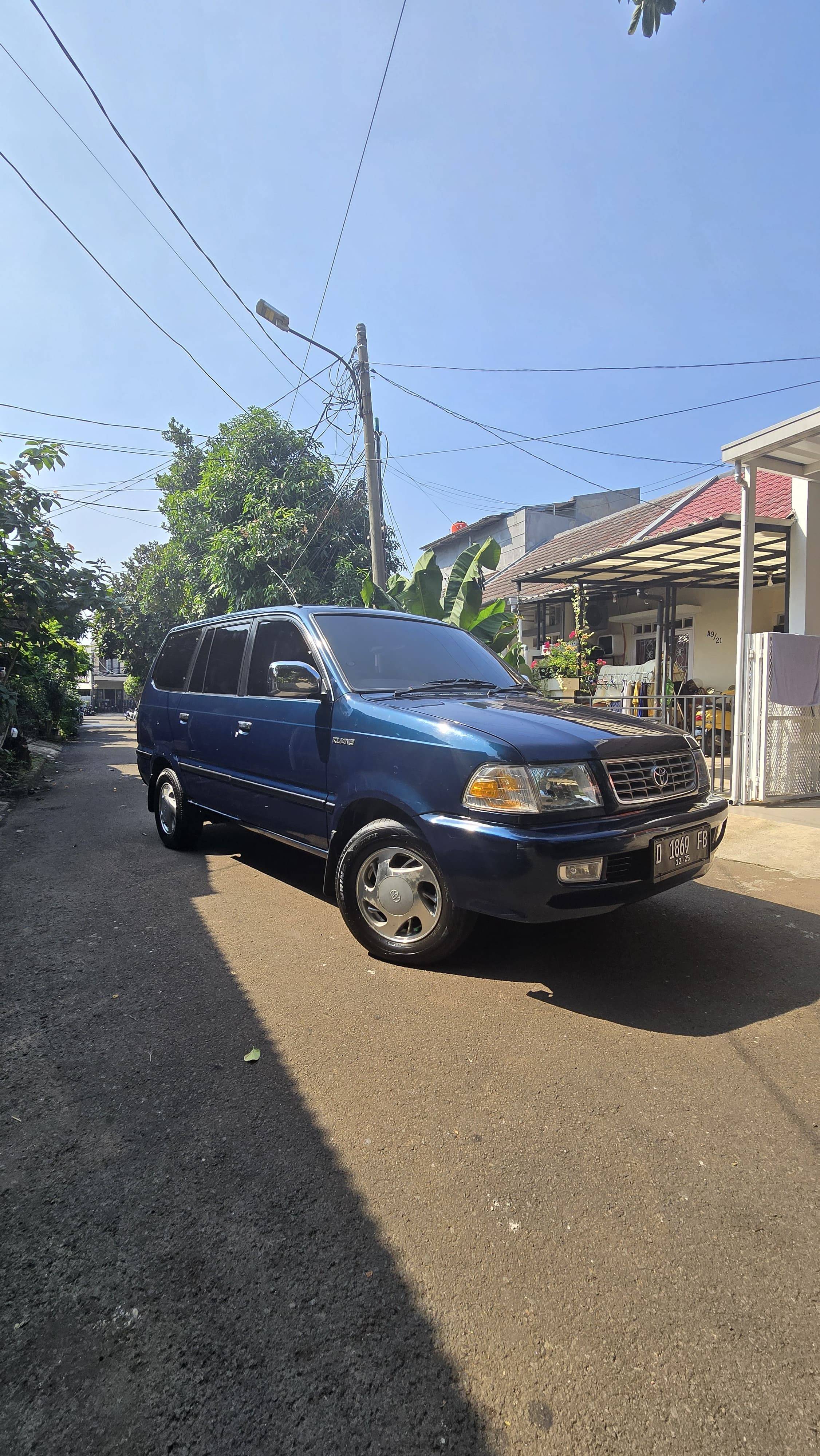 2000 Toyota Kijang  1.8L LGX Bekas 2000 Toyota Kijang  1.8L LGX Bekas