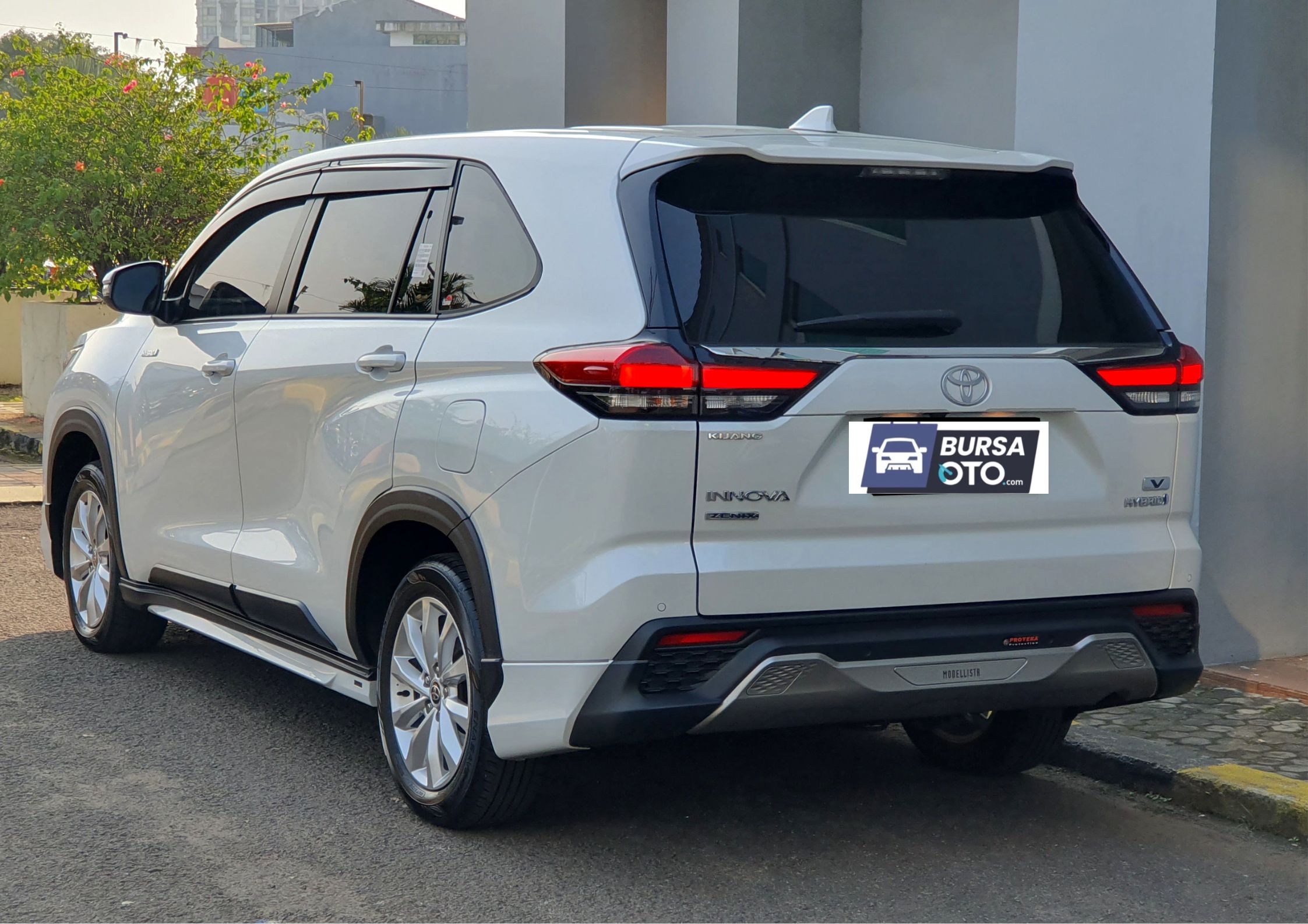 2024 Toyota Kijang Innova Zenix Hybrid EV 2024 Toyota Kijang Innova Zenix Hybrid EV