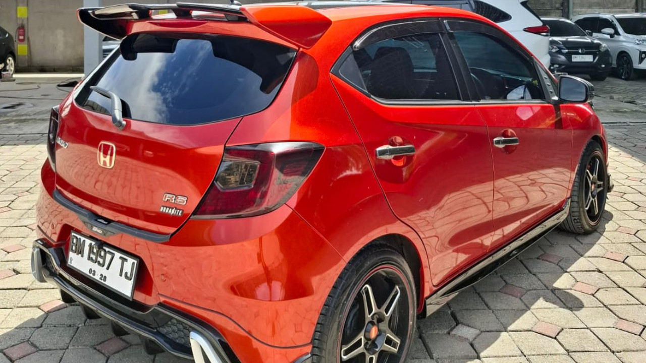 2023 Honda Brio RS CVT Urbanite Edition 2023 Honda Brio RS CVT Urbanite Edition