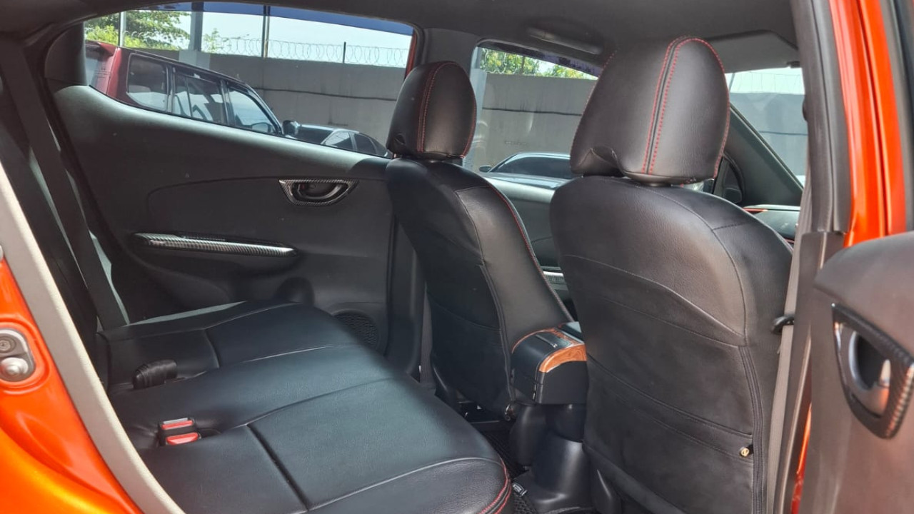 2023 Honda Brio RS CVT Urbanite Edition 2023 Honda Brio RS CVT Urbanite Edition