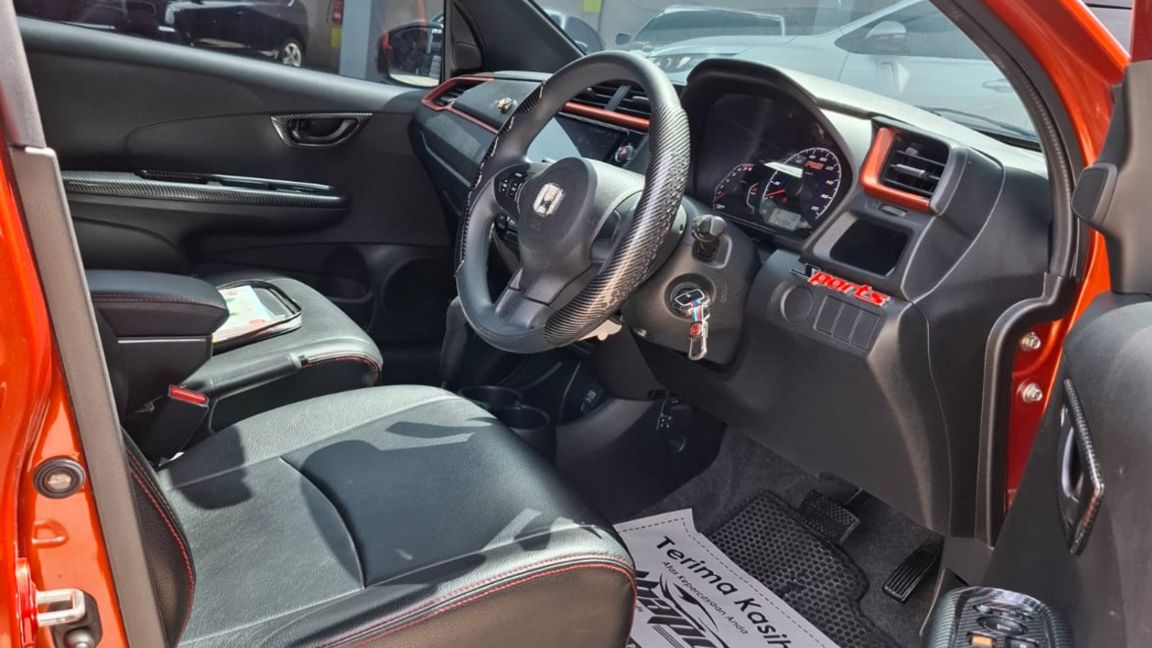 2023 Honda Brio RS CVT Urbanite Edition 2023 Honda Brio RS CVT Urbanite Edition