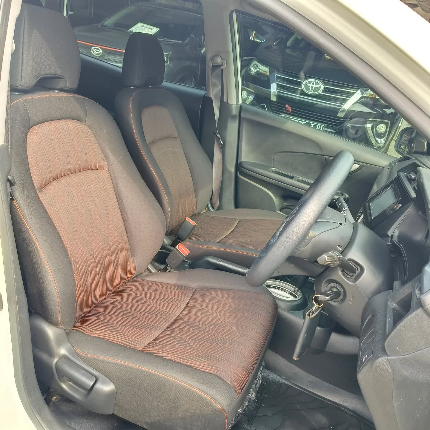 2018 Honda Mobilio  RS A/T 2018 Honda Mobilio  RS A/T