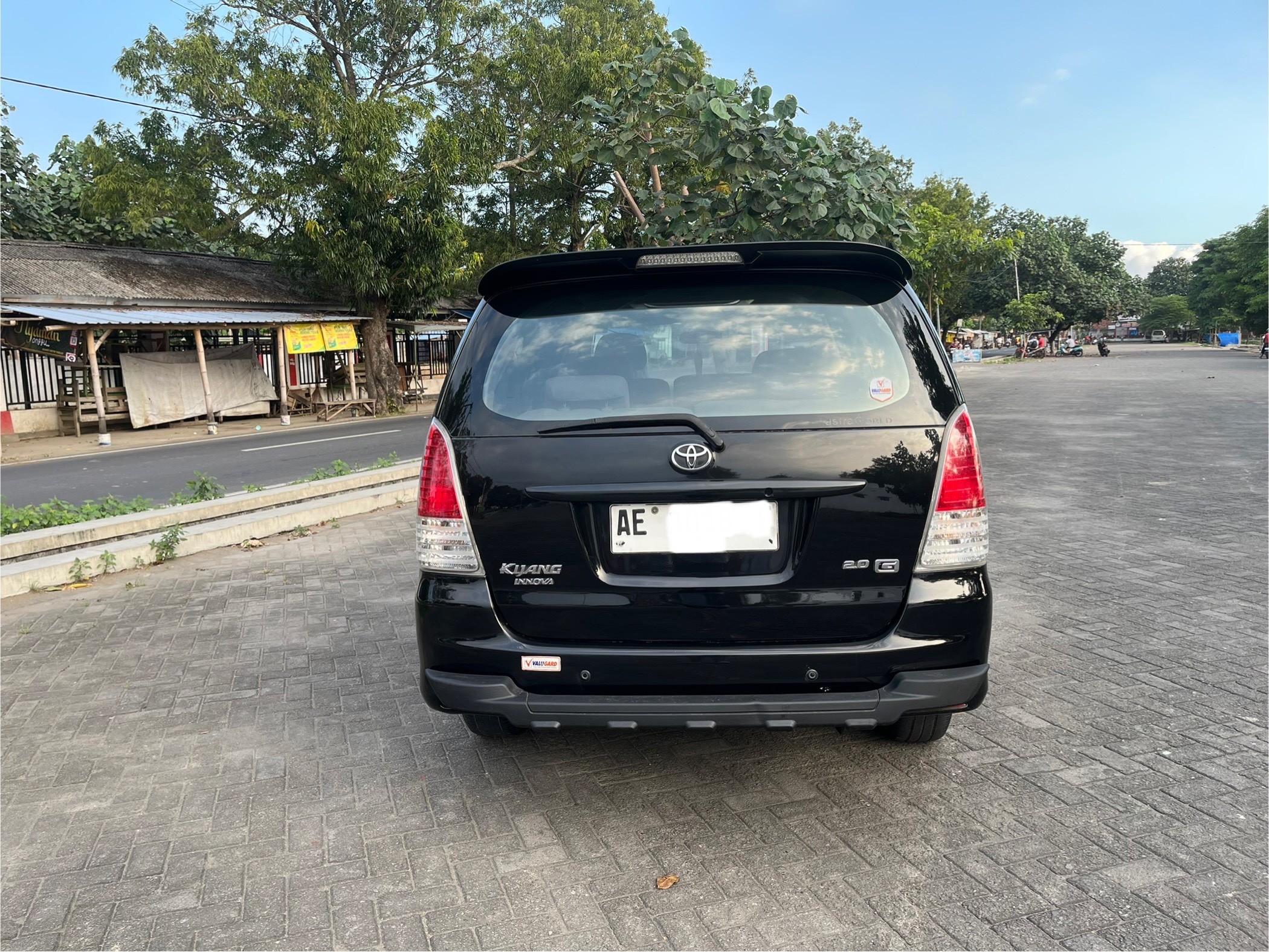 2009 Toyota Kijang Innova 2.0L G MT 2009 Toyota Kijang Innova 2.0L G MT