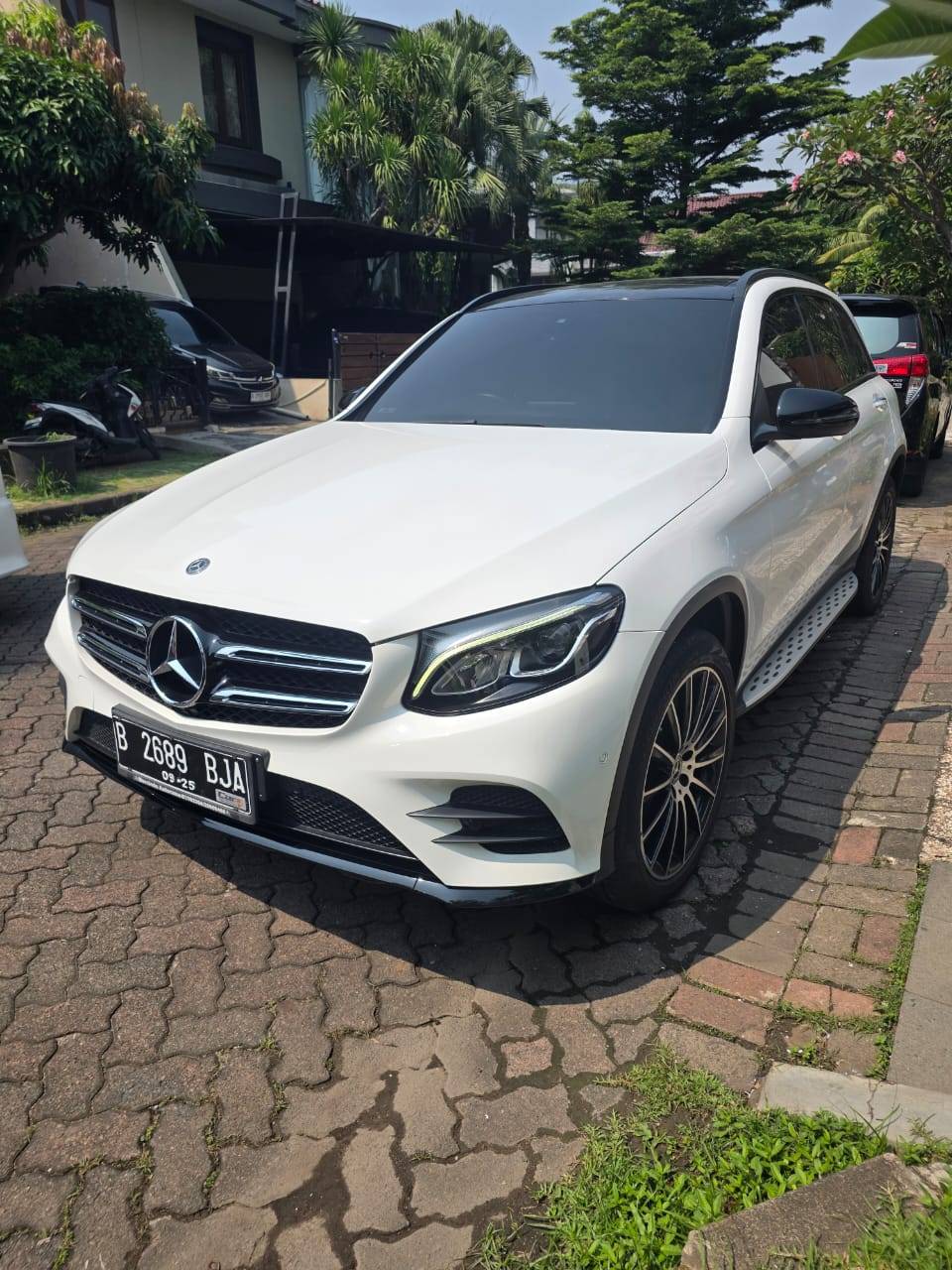 2019 Mercedes Benz GLC-Class 200 AMG Night Edition Bekas 2019 Mercedes Benz GLC-Class 200 AMG Night Edition Bekas