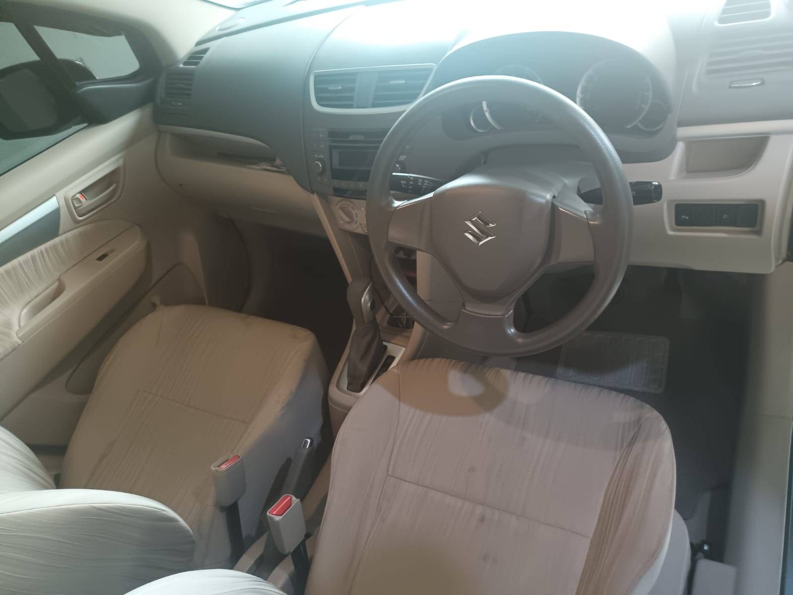 2017 Suzuki Ertiga GL DOUBLE BLOWER AT 2017 Suzuki Ertiga GL DOUBLE BLOWER AT