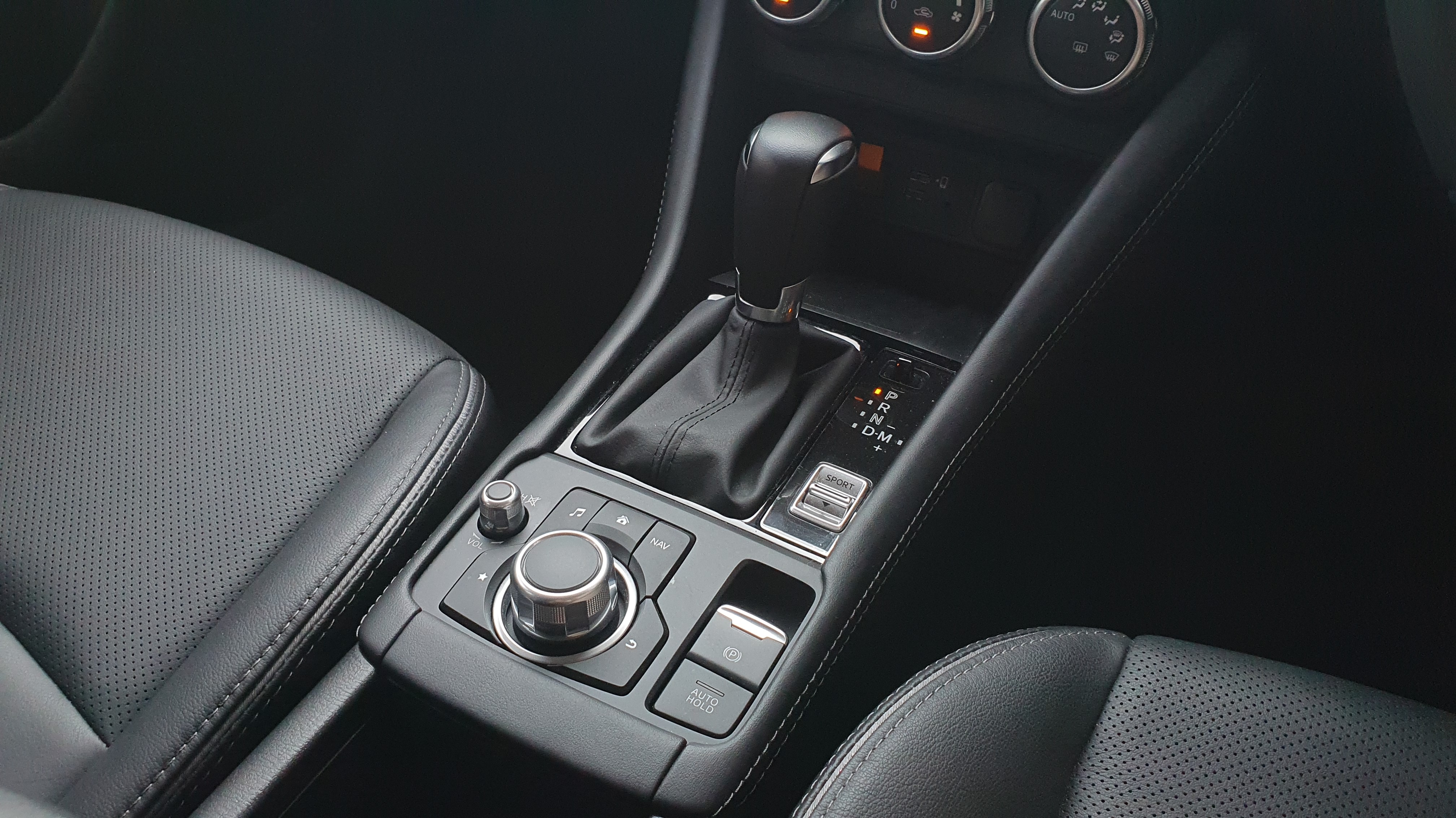 2024 Mazda CX-3 2024 Mazda CX-3