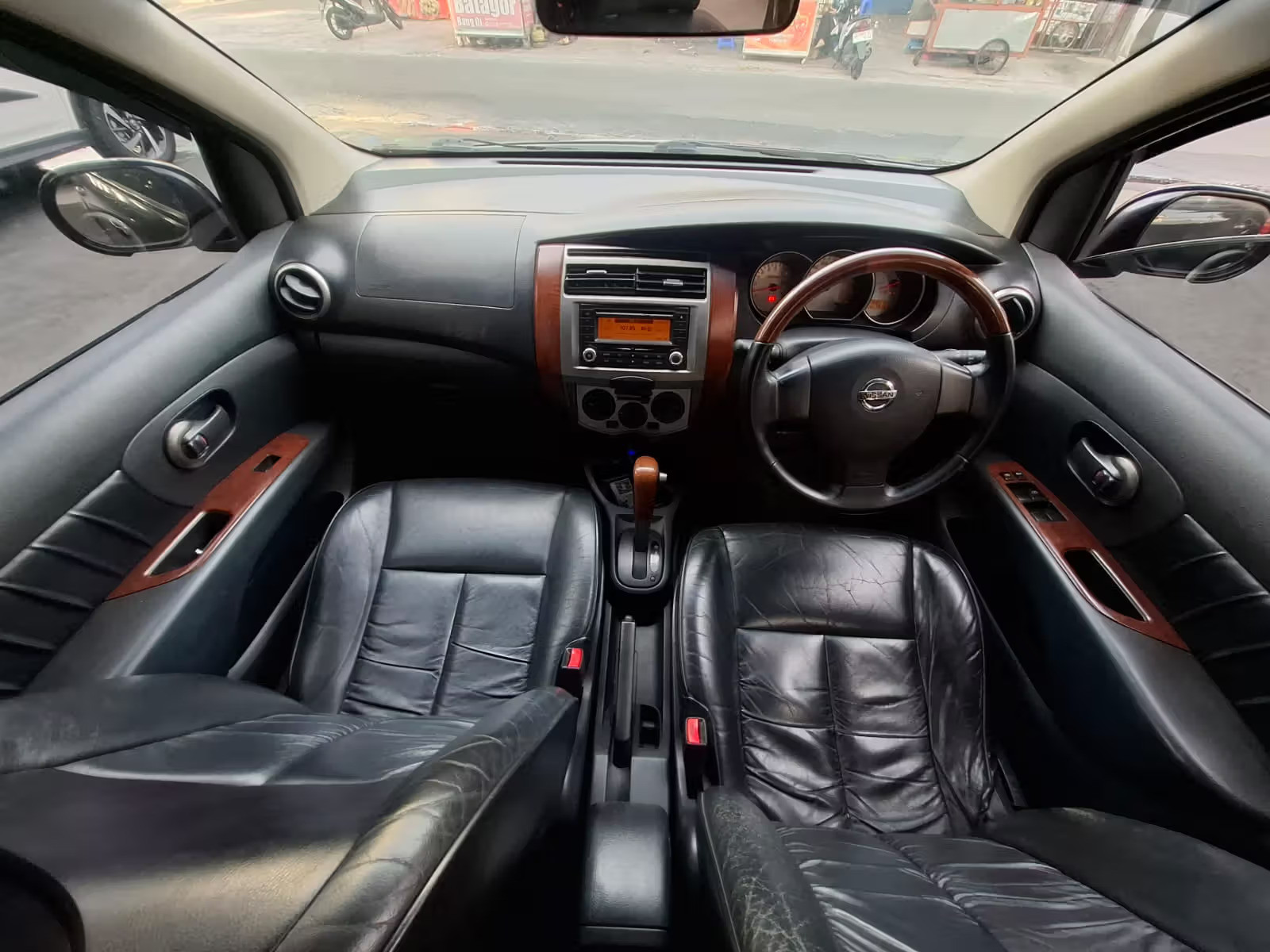 2013 Nissan Grand Livina 2013 Nissan Grand Livina