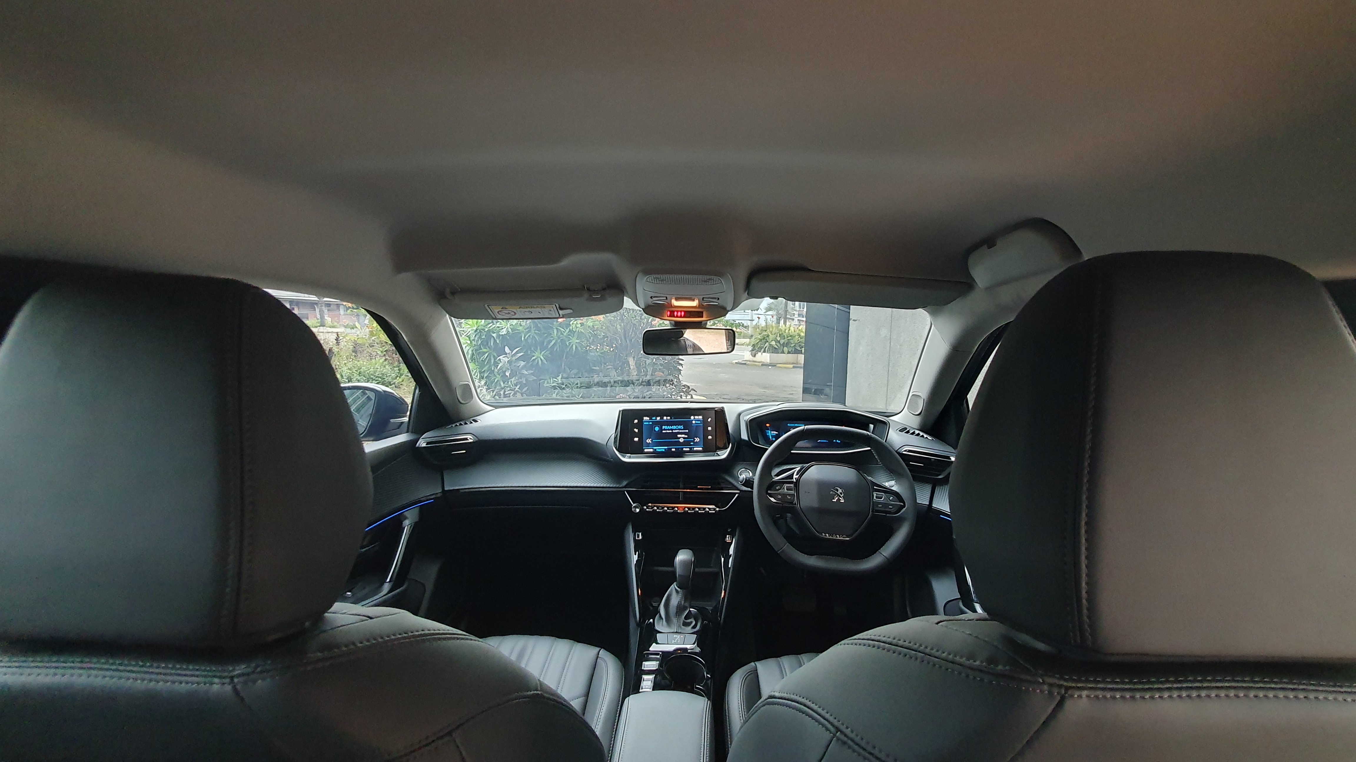 2022 Peugeot 2008 2022 Peugeot 2008