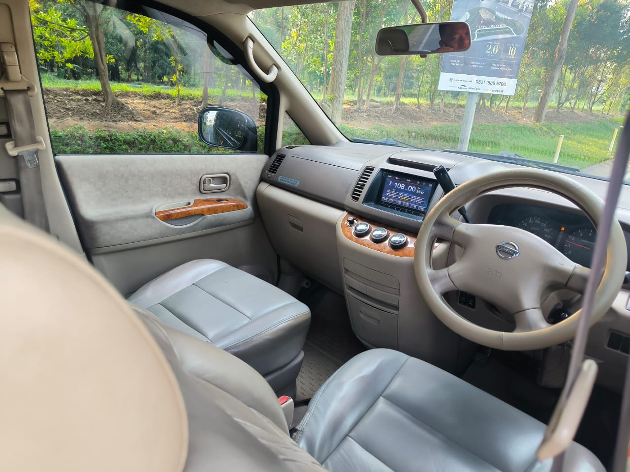 2010 Nissan Serena 2010 Nissan Serena