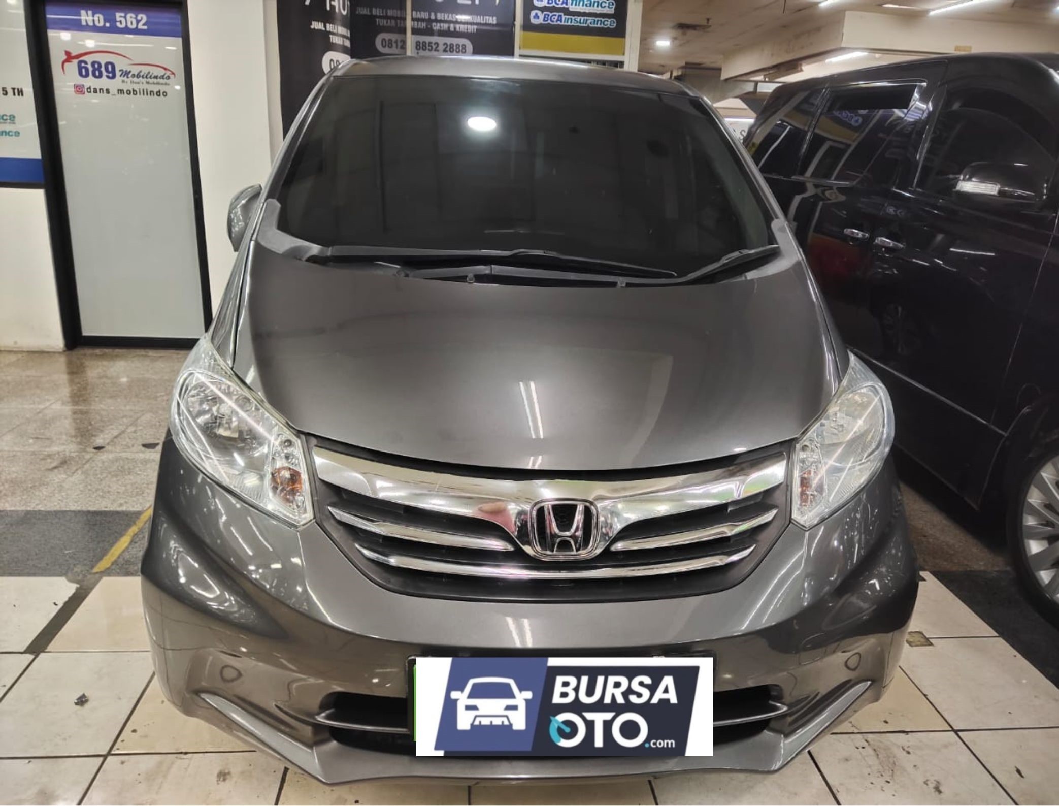 Second Hand 2012 Honda Freed Second Hand 2012 Honda Freed