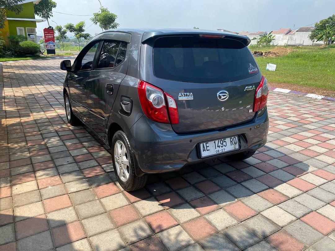 2014 Daihatsu Ayla  X MT 2014 Daihatsu Ayla  X MT