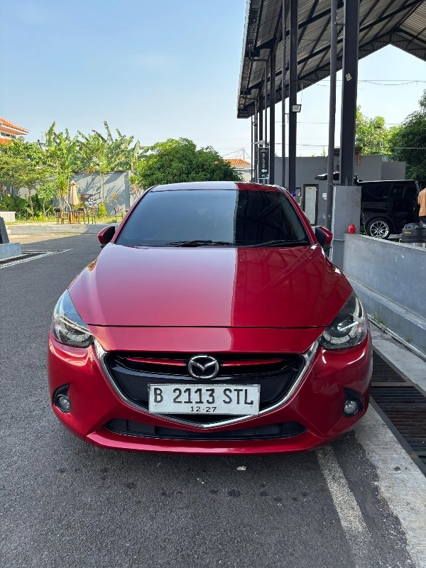 2015 Mazda 2  Hatchback R 1.5L AT