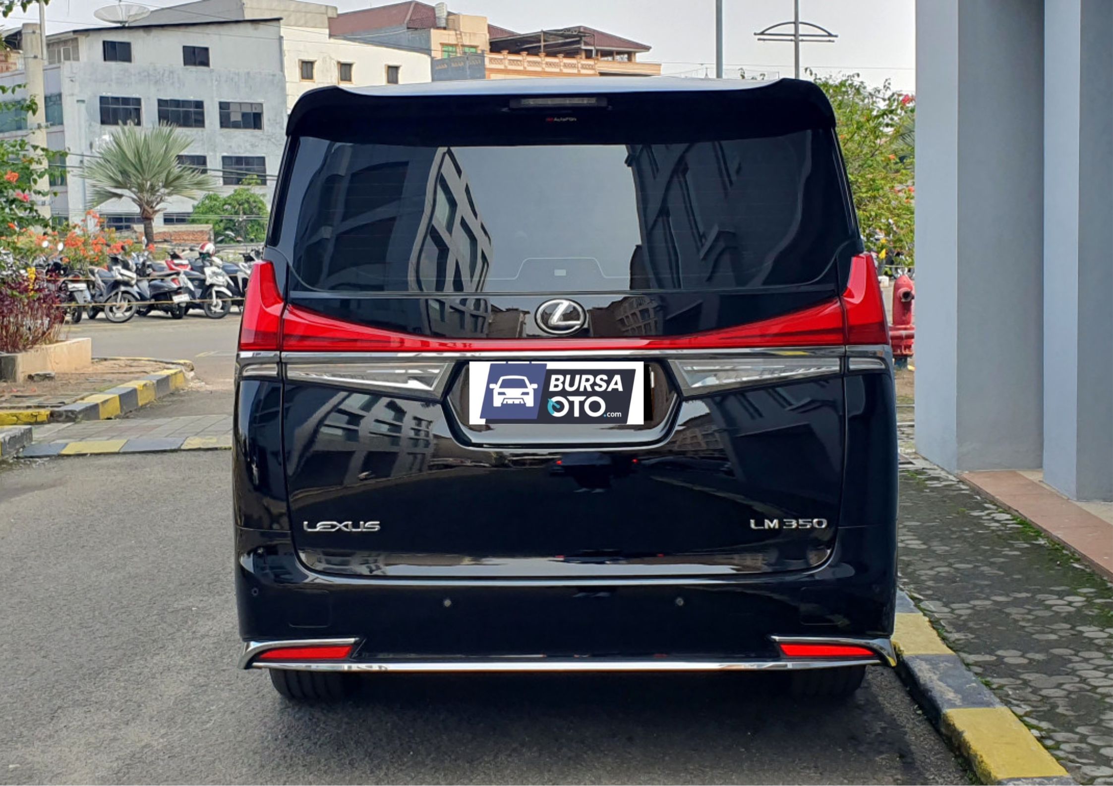 2022 Lexus LM 2022 Lexus LM