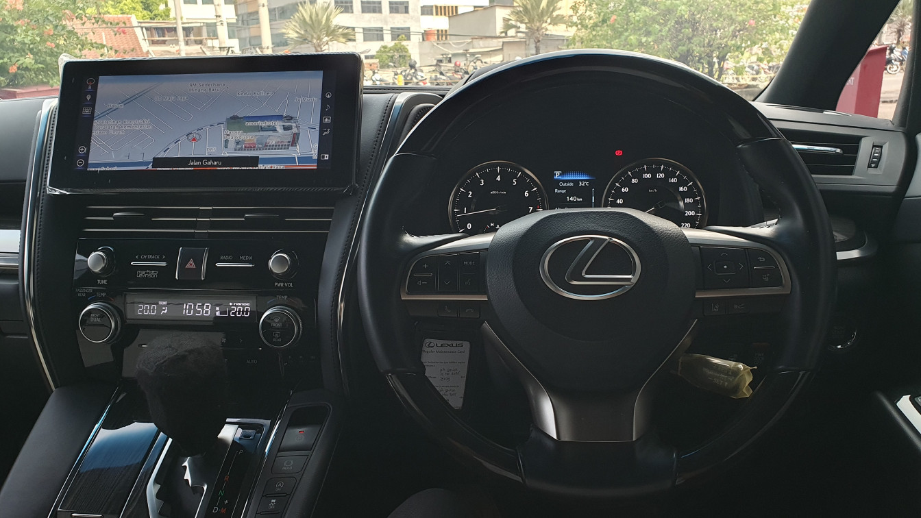 2022 Lexus LM 2022 Lexus LM