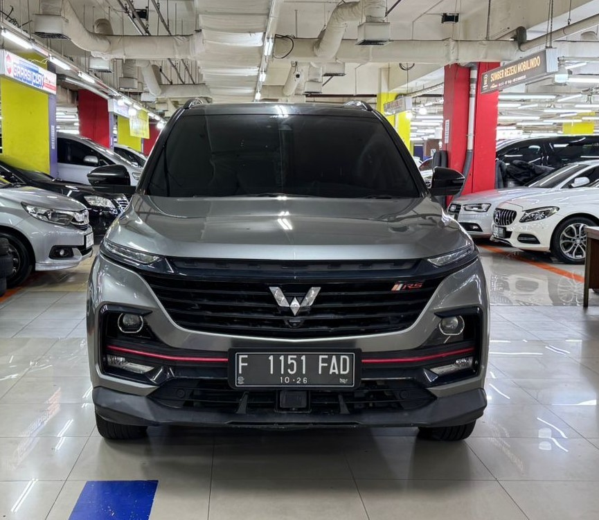2021 Wuling Almaz RS Bekas 2021 Wuling Almaz RS Bekas