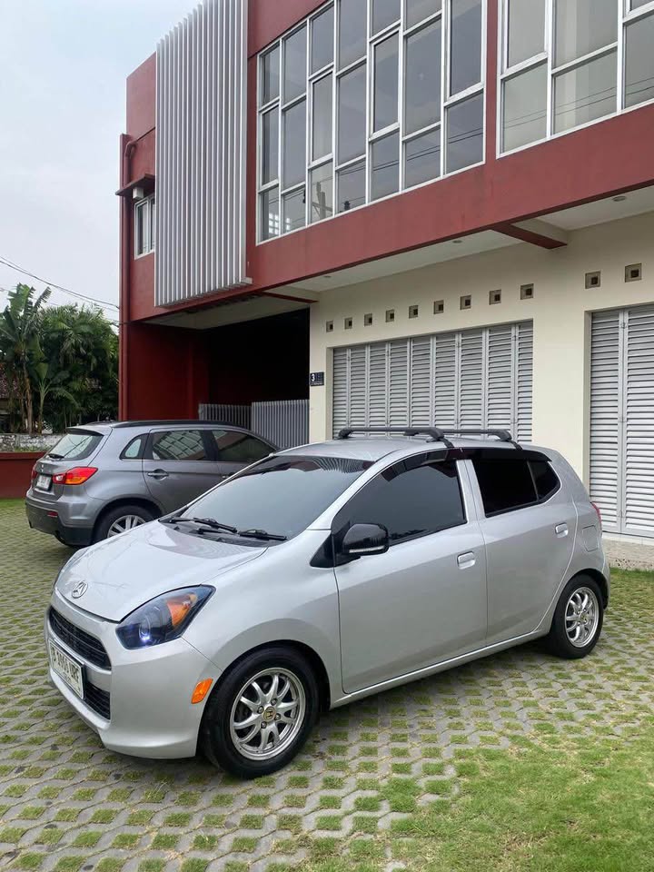 2012 Daihatsu Ayla 1.0L D Plus MT 2012 Daihatsu Ayla 1.0L D Plus MT
